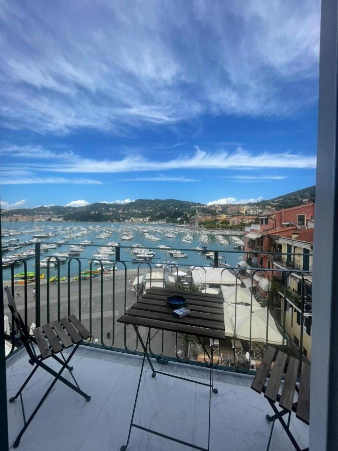 Suite Ventidue - Fronte Mare Lerici Dış mekan fotoğraf