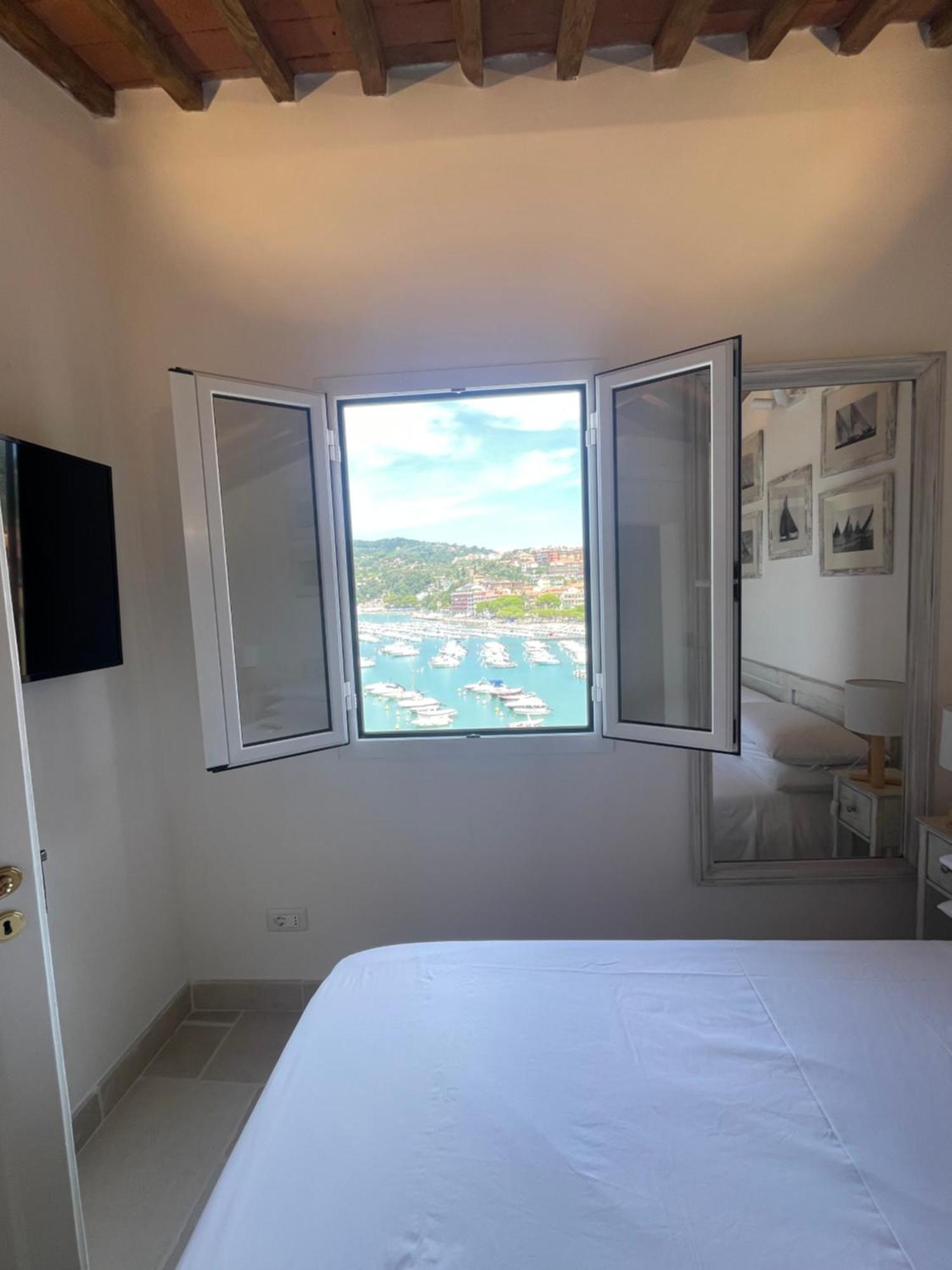 Suite Ventidue - Fronte Mare Lerici Dış mekan fotoğraf